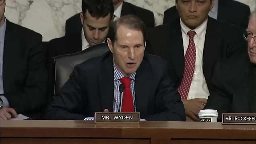 Photo of Senator Ron Wyden testifying