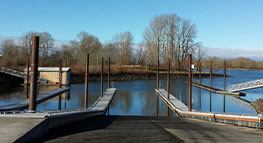 Photo of the dock at Chinook Landing